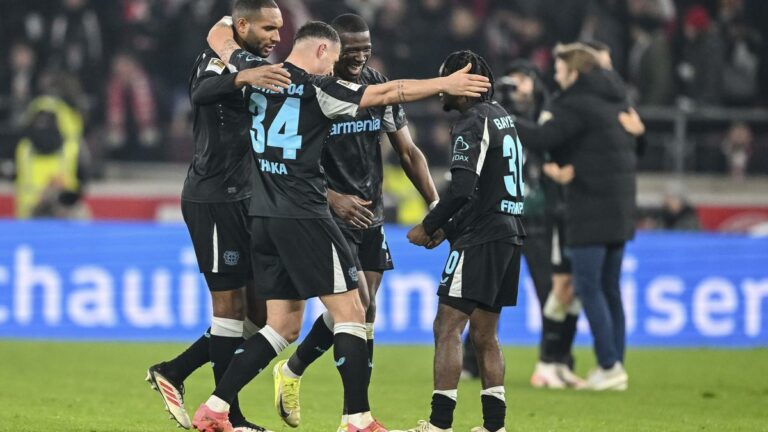 Bundesliga 2024-25: Leverkusen pochádza zo zodpovednosti za vyhlásenie triumfu 4-3 v Stuttgarte