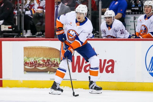 Simon Holmstrom New York Islanders