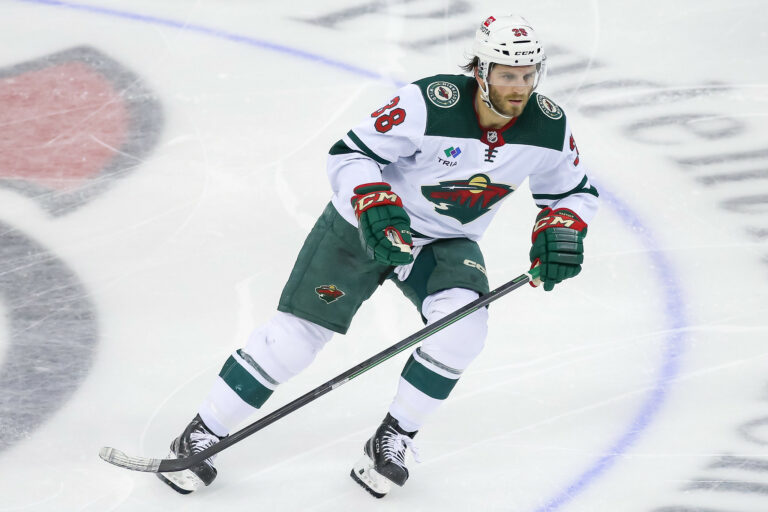 Skupina Electrical Power Play Lifts na 3-1 Získajte kráľov – hokejový spisovatelia – NHL Aktualizácie