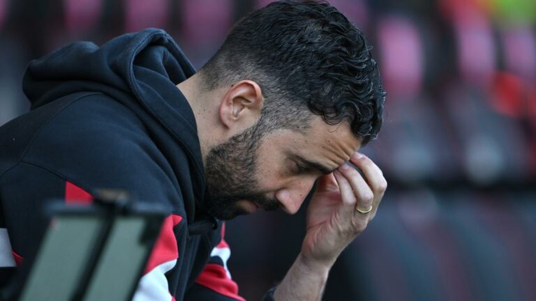 Amorim odpovedá po tom, čo Bournemouth remíza, keď Liverpool predstavuje titulný dokument Manchester United