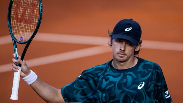 Barcelona Open, Alex de Minaur sa pripravuje čeliť Carlosovi Alcarazovi, tenisové výsledky, Austrálčania, svetové tenisové rebríčky, správy, videá, rozvrh
