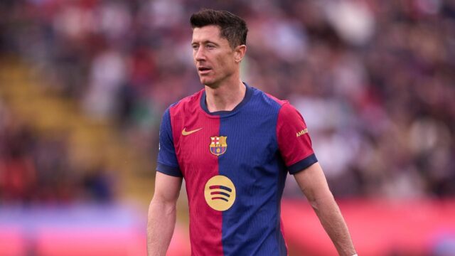 Barcelonský Robert Lewandowski utrpí zranenie hamstringu, klub potvrdzuje
