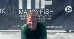 Blu Baker Boca Ratona vyhrá majster tenisového tenisu Mardy Fish 
