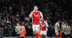 Carlo Ancelotti používa príklad Declana Ricea na poskytnutie fanúšikov Real Madrid s nádejou na obrat Arsenalu

