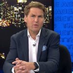 Kontroverzný komentátor AFL Kane Cornes prerušil jeho ticho, že ho zakázal North Melbourne