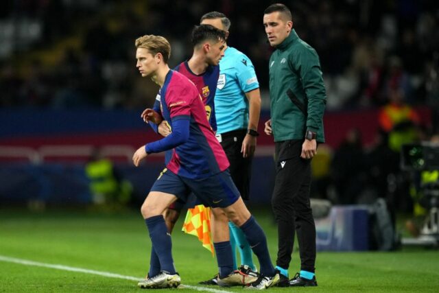 Frenkie de Jong poskytuje reprezentatívne podmienky pre dohodu o barcelone 

