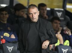 Hansi Flick v Barcelone „začína vyvolávať pochybnosti“. Hansi Flick berie do úvahy konečný „šok“ v Barcelone začínajúc Xi vs skutočný Madrid