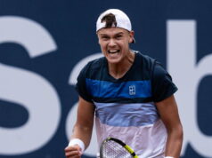 Po zranení Achilla bol odhalený „šialený“ dátum návratu Holgera Runea Holger Rune vytvára rozvoj rohov pred konfliktom Carlosa Alcaraza