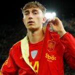 Huijsen „vážne berúc do úvahy“ jednu dohodu po zberu, úroková sadzba Liverpool a Chelsea