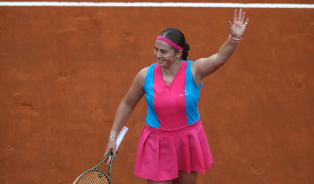 Jelena Ostapenko Seals veľkolepé pozície stúpajú, keď Tornados na titul Stuttgart 
