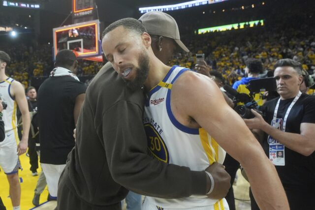 Play -off NBA Steph Curry Jimmy Butler Warriors vs Rockets Game 3
