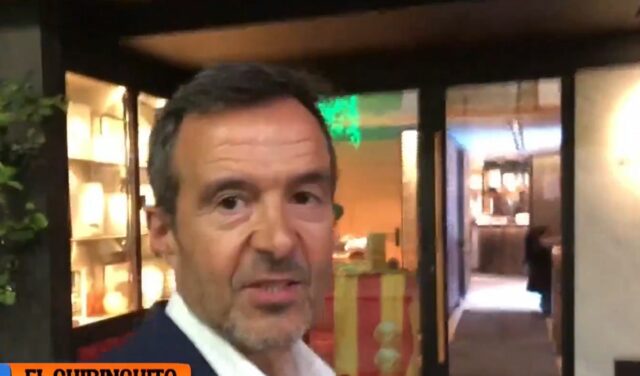 Jorge Mendes priznáva nepredvídateľnosť v budúcnosti Barcelonského muža 
