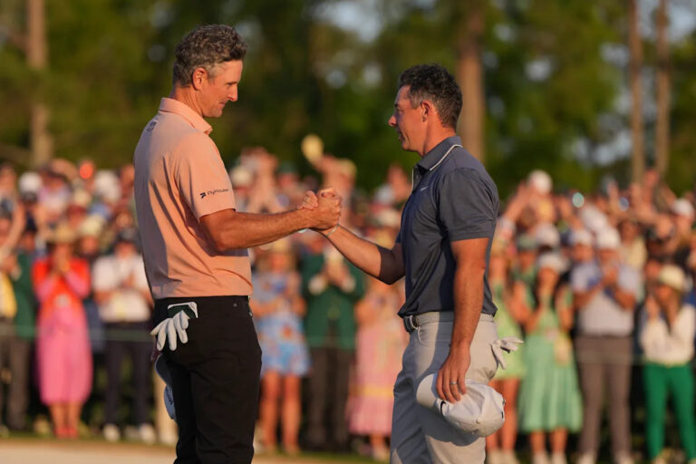 Justin Rose sa vyrovnáva s „mučením“ majstrov blízky hovor
