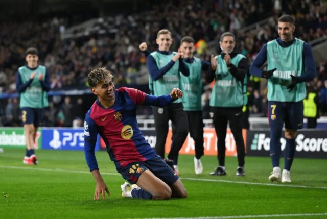 Lamine Yamal vyrába čerstvé pozadie s Barcelonou začať vs Inter Miláno 

