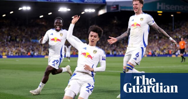 Leeds obklopuje titul po Tanake a Ramazani's Dual Crushes Bristol City 
