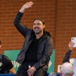 Leeds urobí poslednú voľbu Daniela Farke Sack, pretože prípad „milión percent“ sa uskutoční po promo