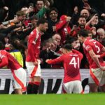MAN UTD SLOT IN F *** Ing Clowns, ale Lyon sa dostane na klauni