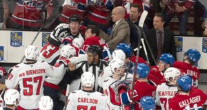 Majstrovstvá hrnčekov Stanley: Capitals-Canadiens hádky na ľade v divokej scéne 
