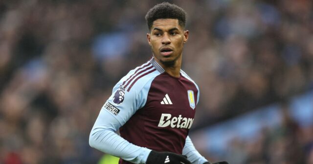 Manchester United pred Marcus Rashford 
