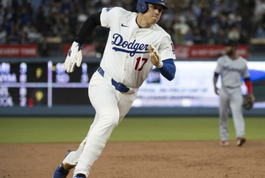 Matt Sauer zachováva Dodgersov bullpen pri mlátení Marlins 
