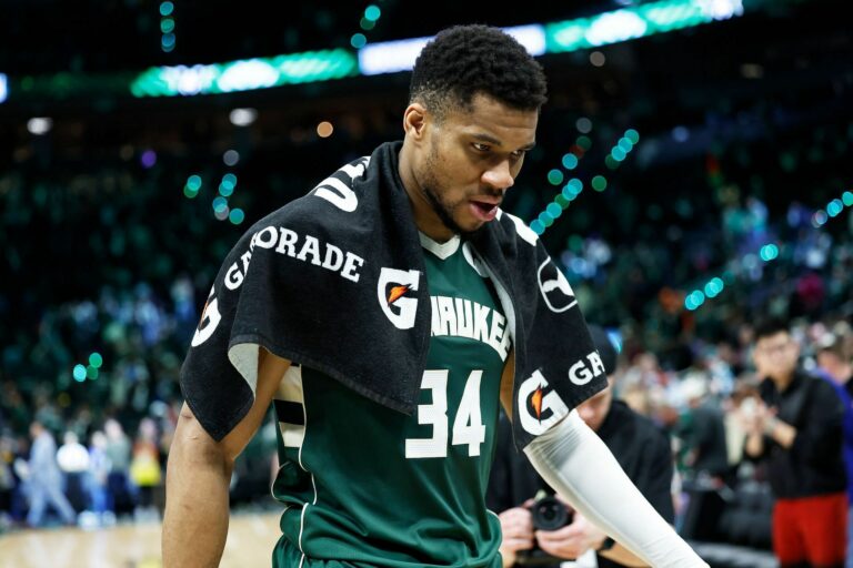 Množstvo faktorov, ktoré dnes večer hodnotil Giannis Antetokounmpo v porovnaní s Indiana Pacers? (27. apríla)