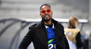 Patrice Evra predstavuje svoje spustenie PFL; Chce eliminovať Suarez 
