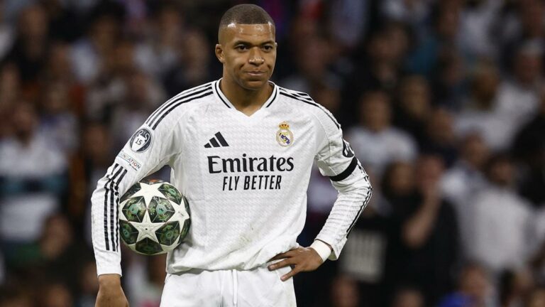 Prečo Mbappe nezačína v Barcelone vs skutočný Madrid Copa del Rey posledný