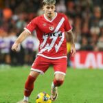 Rayo Vallecano zostane nahradenie ako Liverpool Chase Key Defensive Star