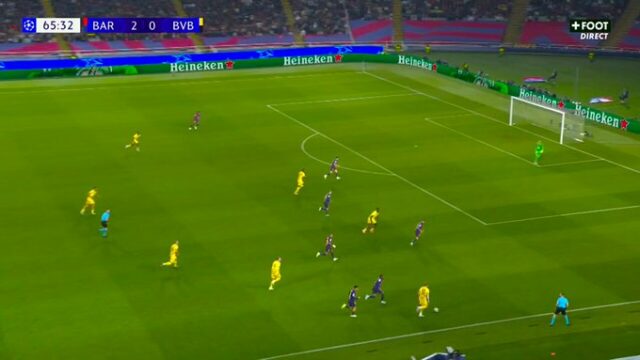 Robert Lewandowski sa zdvojnásobí, keď Barcelona pôjde 3-0 vpred

