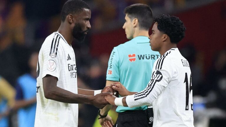 Rudiger získa červenú kartu na hodenie vecí v Rozhodni v Barcelone vs skutočný Madrid Copa del Last