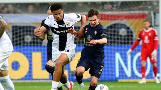 Serie A 2024-25: Juventus z vedenia 4 po strate oproti Parme 
