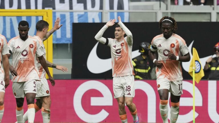 Serie A 2024-25: Roma Bargains Hammer Strike to Inter titul Wishes s 1-0 víťazstvom v San Siro