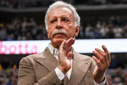 Stan Kroenke čistý majetok dosahuje stále vysoké miesto pred obrovským oknom prenosu arzenálu
