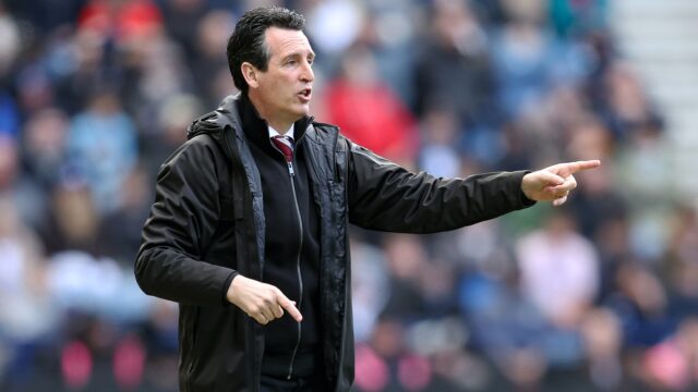 Strata Aston Villa spojená s pochybným taktickým rozhodnutím Unai Emeryho proti PSG, hovorí BBC Pundit

