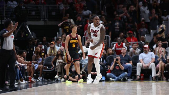 Teplo odložte Hawks do OT, postúpte z hry, aby ste čelili Cavs
