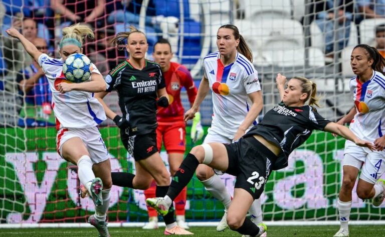 Zbierka omračujúca olympique Lyonnais, aby sa dostala do finále organizácie Champions Organization