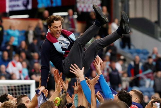 „Späť, kam patríme“: Leeds a Burnley si oddávajú promo hrdinstve 
