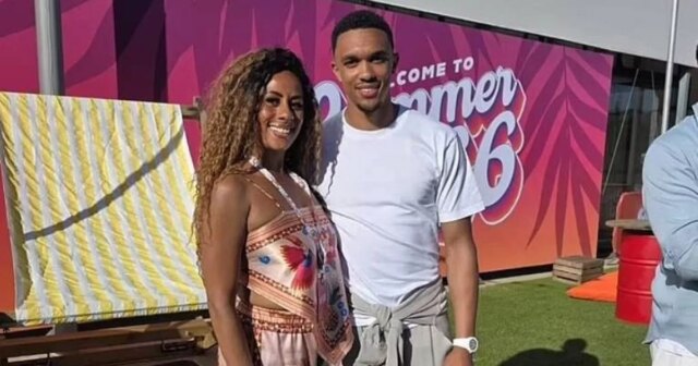 À l'intérieur de la fête de départ de Trent Alexander-Arnold alors que les joueurs de Liverpool agitent au revoir à BBQ
