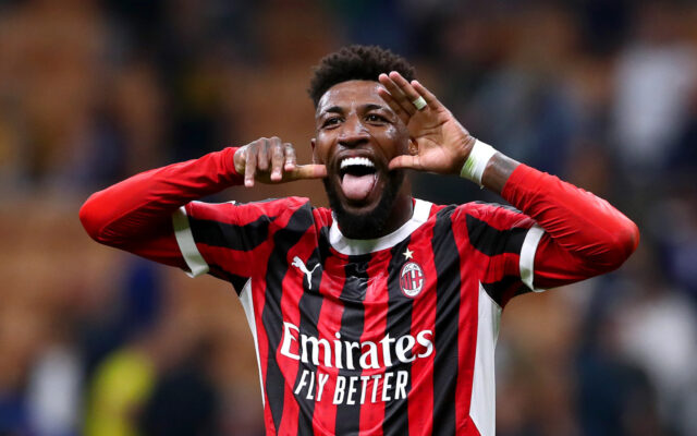 AC Milan Hráči víta Emerson Royal späť na dĺžku dĺžky

