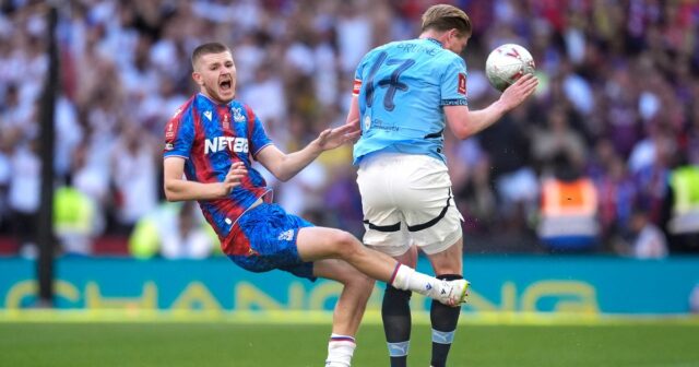 Adam Wharton bol nútený vynechať Crystal Palace FA Cup po Kevin de Bruyne

