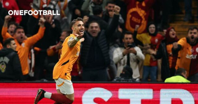 Icon: The Football Faithful