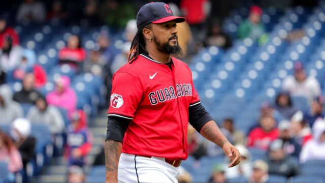 Ako Emmanuel Clase, boj za MLB, možno odmietnuť

