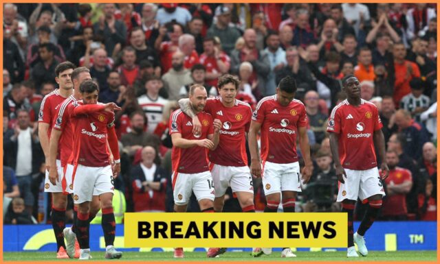 Bruno Fernandes tlieska fanúšikov Manchester United počas otepľovania pred záverečným zápasom Európskej ligy