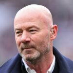 Alan Shearer pomenujte tím sezóny Premier League so štyrmi hviezdami Liverpoolu, ale žiadny les