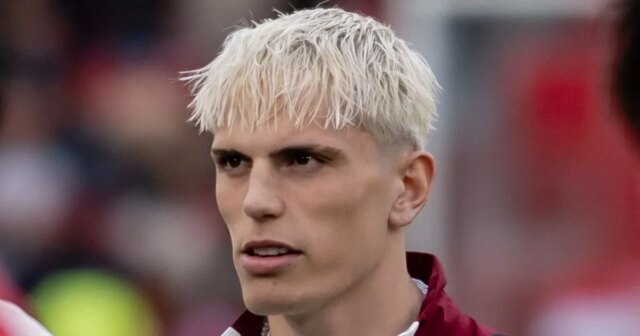 Alejandro Garnacho a dit à «quitter les pleurnicher» et à trouver un nouveau club comme «pas assez bon pour Man Utd»
