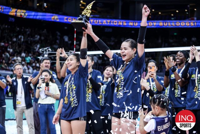Shaira Jardio, Vovel Alinsug zdieľa poslednú cenu MVP po tom, čo viedla Nu Lady Bulldogs v ženskom volejbalovom titule sezóny UAAP 87, čím prekonala La Salle Lady Spikers.