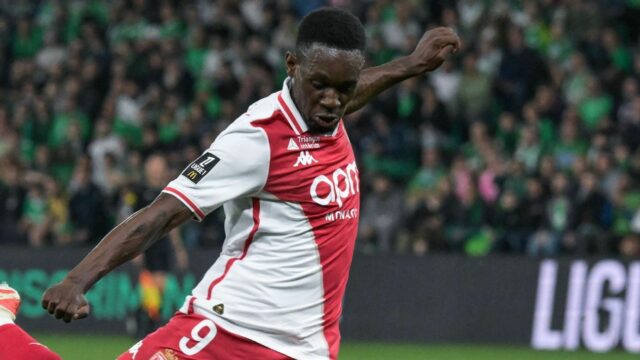 American Folarin Balogun dosahuje výsledky 1 Monako z zranenia

