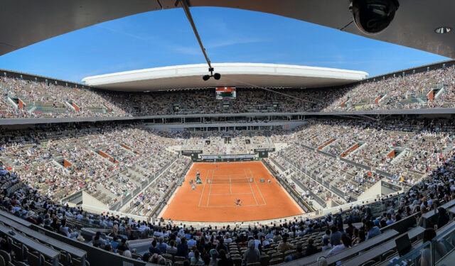 Andre Agassi a Venus Williams sa pripojili k hviezde v skupine Central Comment Group for French Open

