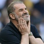 Ange Postcoglou priznal tým, ktorí boli pred stranu Tottenhamu, „nedokázali vyrovnať“.