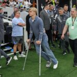 Lucas Bergvall, zobrazený na barle vo štvrtok v noci, bol pripravený vynechať zvyšok sezóny